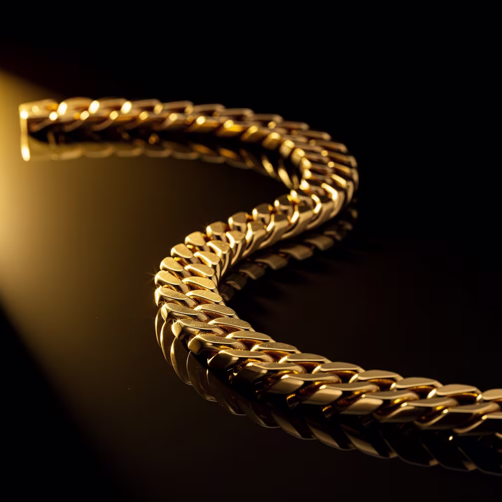 necklace.avif